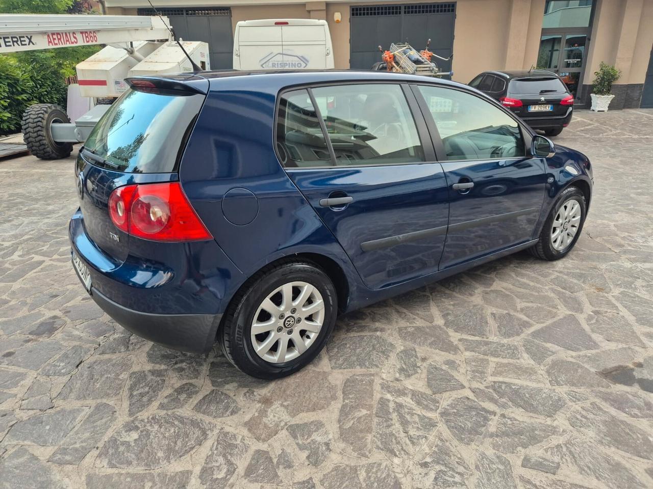 Volkswagen Golf 1.9 TDI DPF Sportline