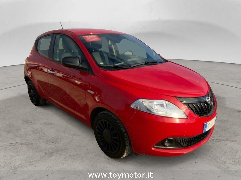 Lancia Ypsilon 3ª serie 1.0 FireFly 5 porte S&S Hybrid Silver