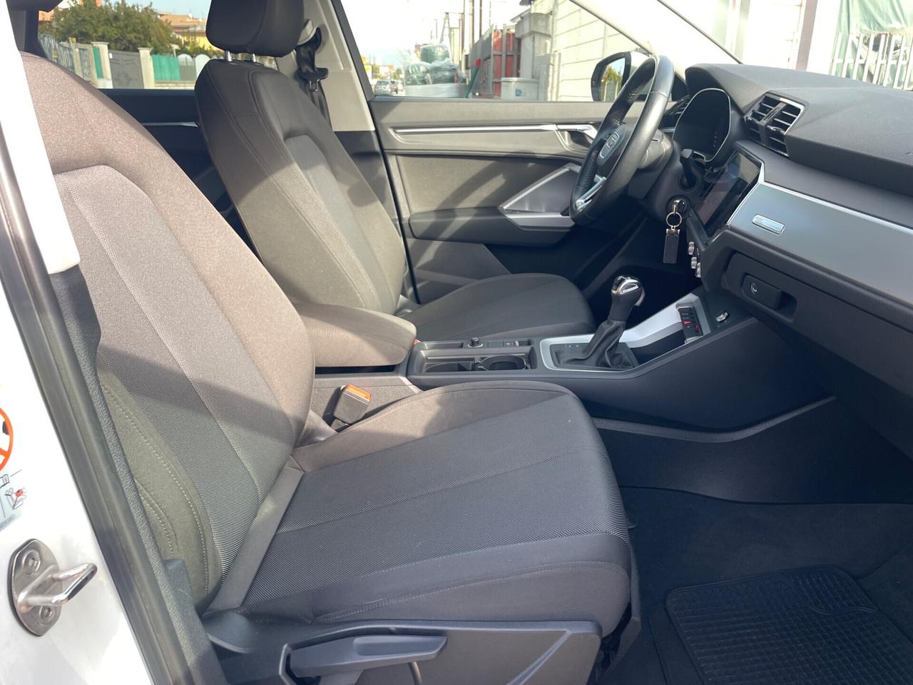 Audi Q3 35 TDI S tronic Business Advanced