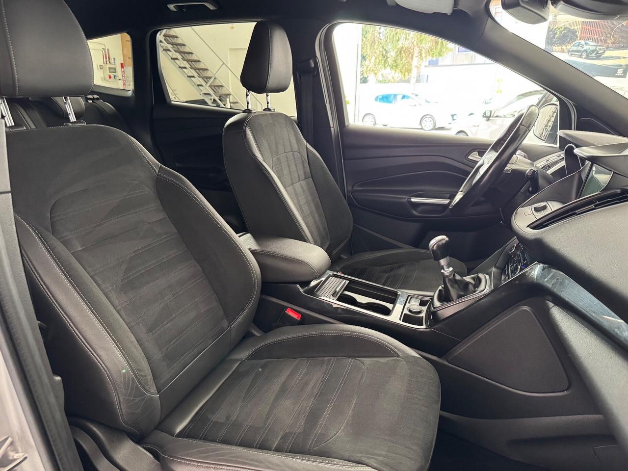 Ford Kuga 2.0 TDCI 150 CV S&S 2WD ST-Line PROMO!