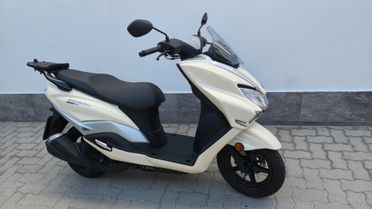 Suzuki Burgman 125 STREET