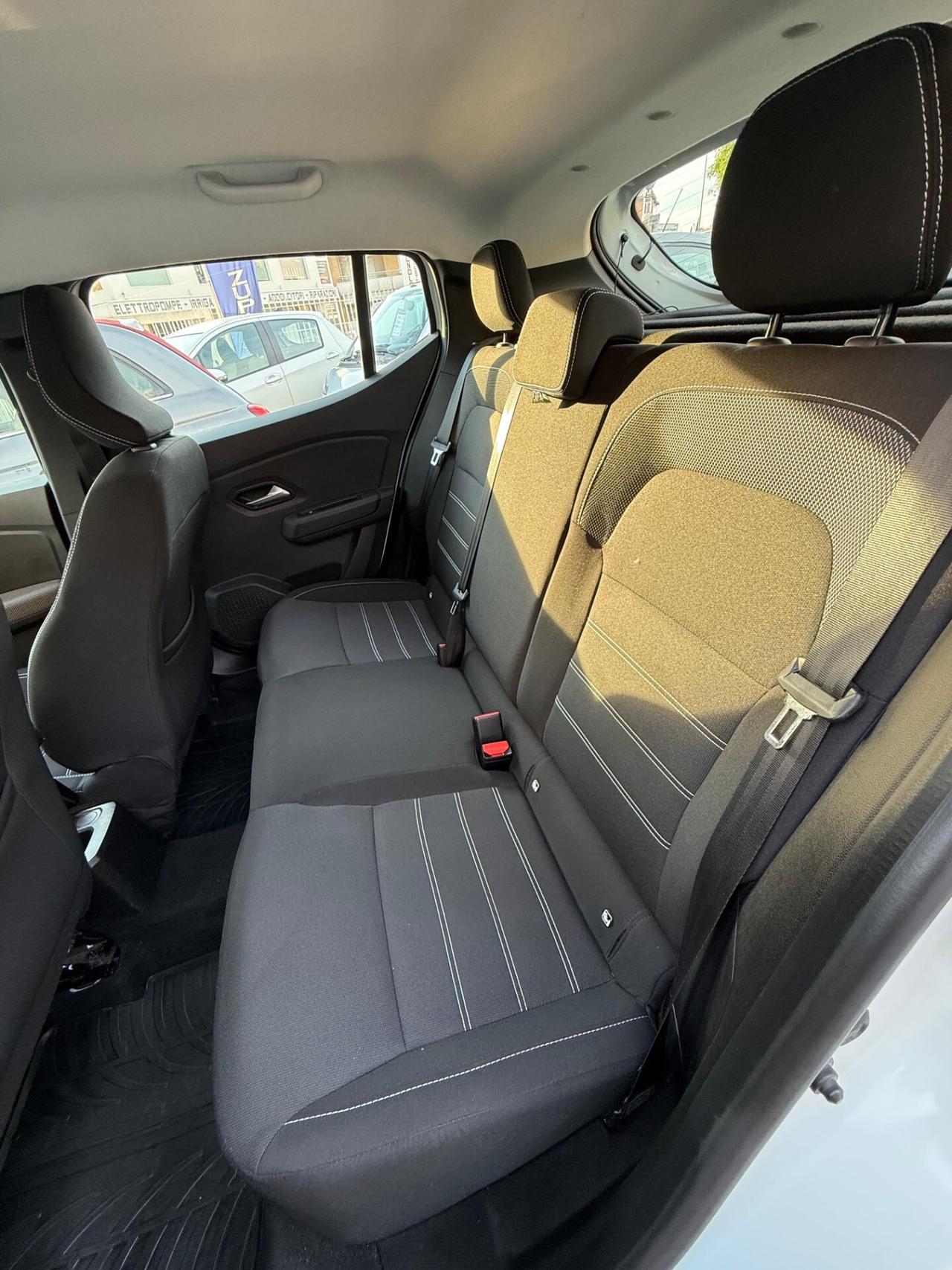 Dacia Sandero 65 CV *CARPLAY/SENSORI