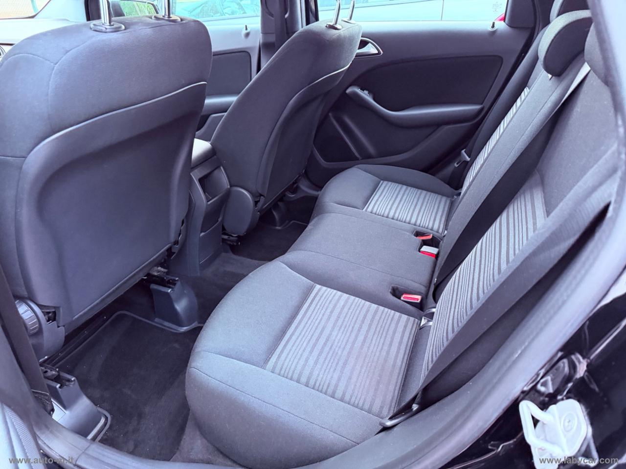 MERCEDES-BENZ B 180 CDI Executive