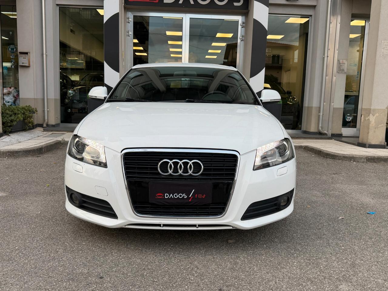 Audi A3 SPB 2.0 TDI 140 cv S LINE