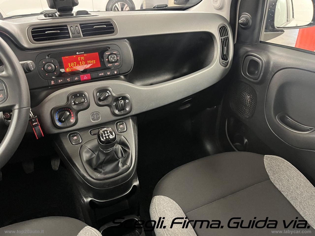 FIAT Panda BENZINA E METANO 5 POSTI