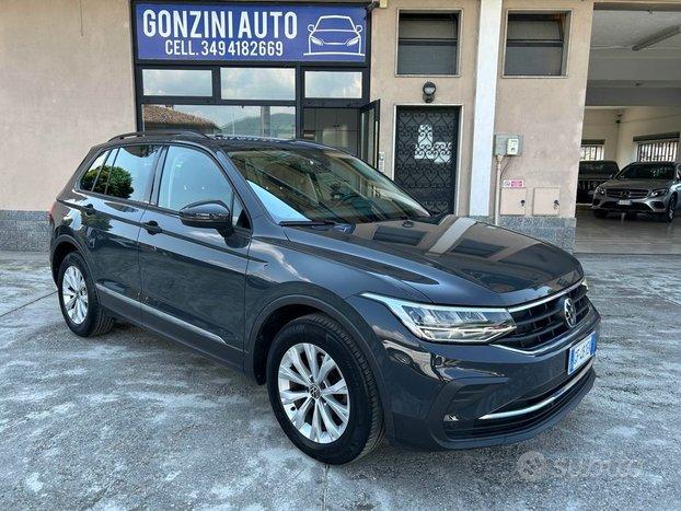 VOLKSWAGEN Tiguan 2.0 TDI 150 CV SCR DSG Life