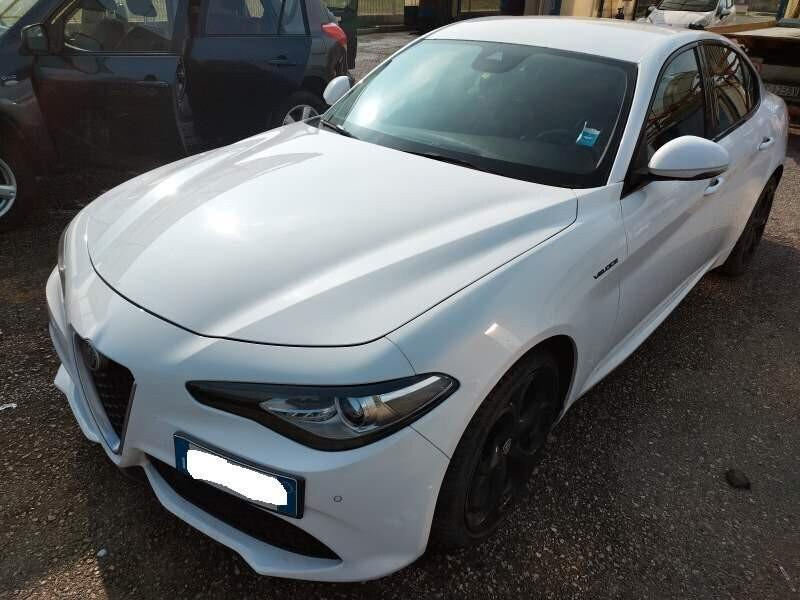 Alfa Romeo Giulia 2.2 Turbodiesel 210 CV AT8 AWD Q4 Veloce MOTORE KO!!!!!!