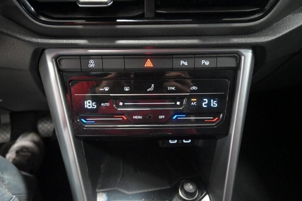 VOLKSWAGEN T-ROC 2.0 TDI 115CV 6M. SCR LIFE ( FARI LED - ADAPTIVE CRUISE - DIGITAL COCKPIT - NAVI - APP CONNECT - PARK ASSIST - TETTO BICOLORE )