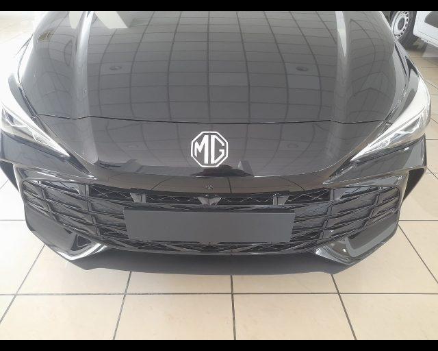 MG MG3 HYBRID + LUX