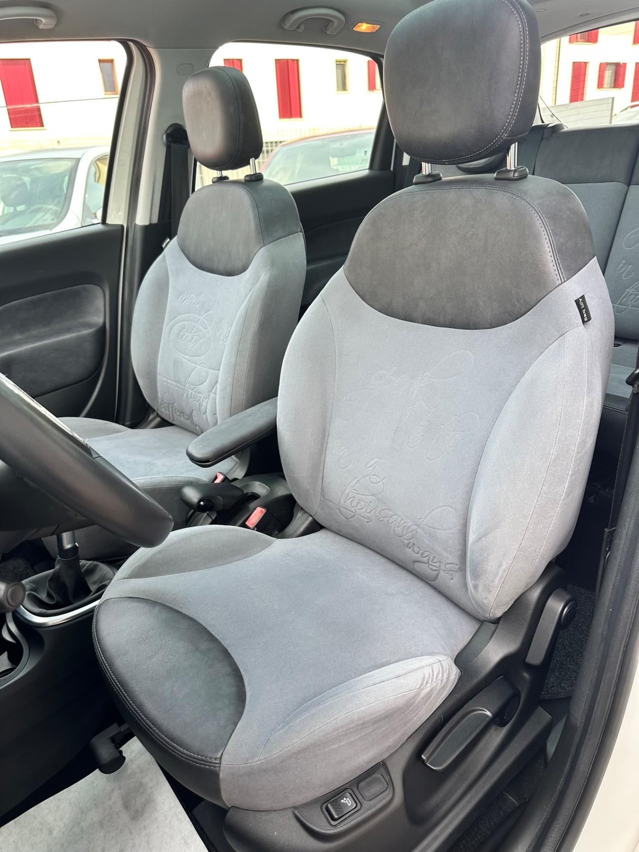 Fiat 500L 1.4Bz 95CV Lounge - Uniproprietario