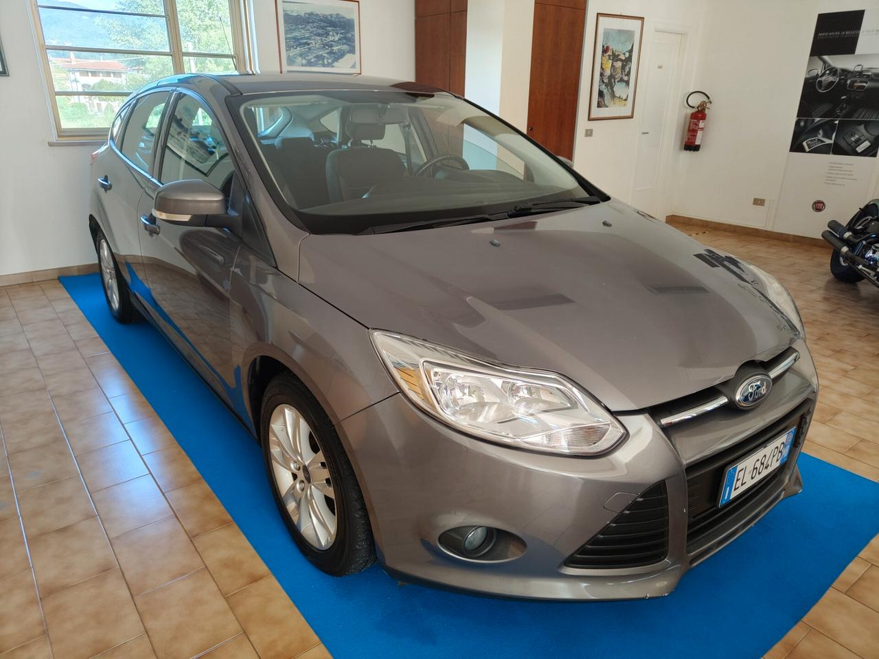 Ford Focus 1.6 105 CV