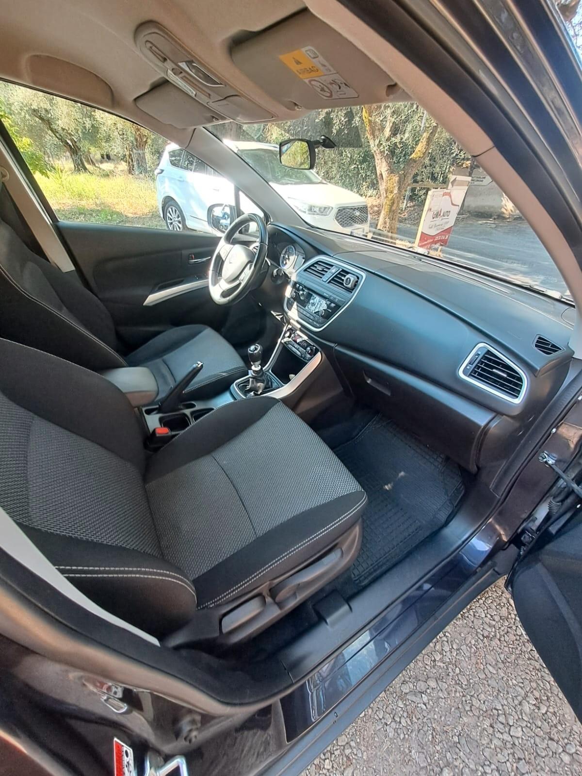 Suzuki S-Cross 1.6 DDiS Style km 149mila