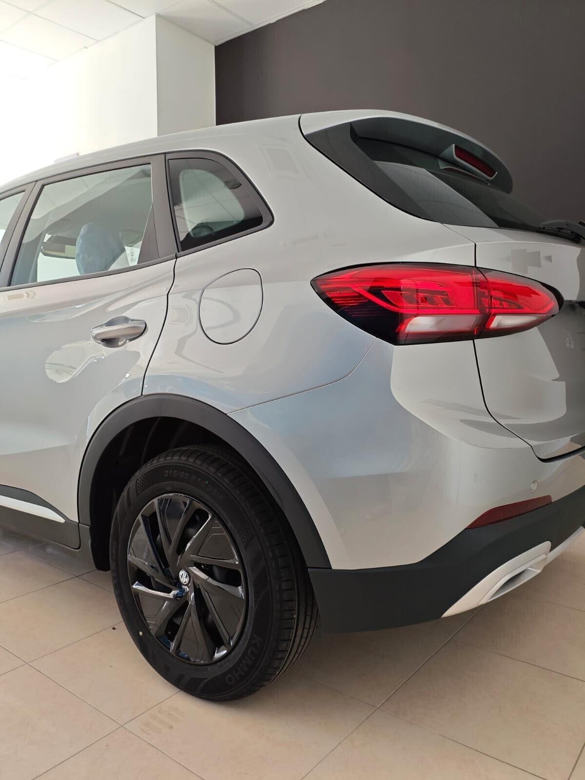 MG NEW ZS 1.5L MT STD