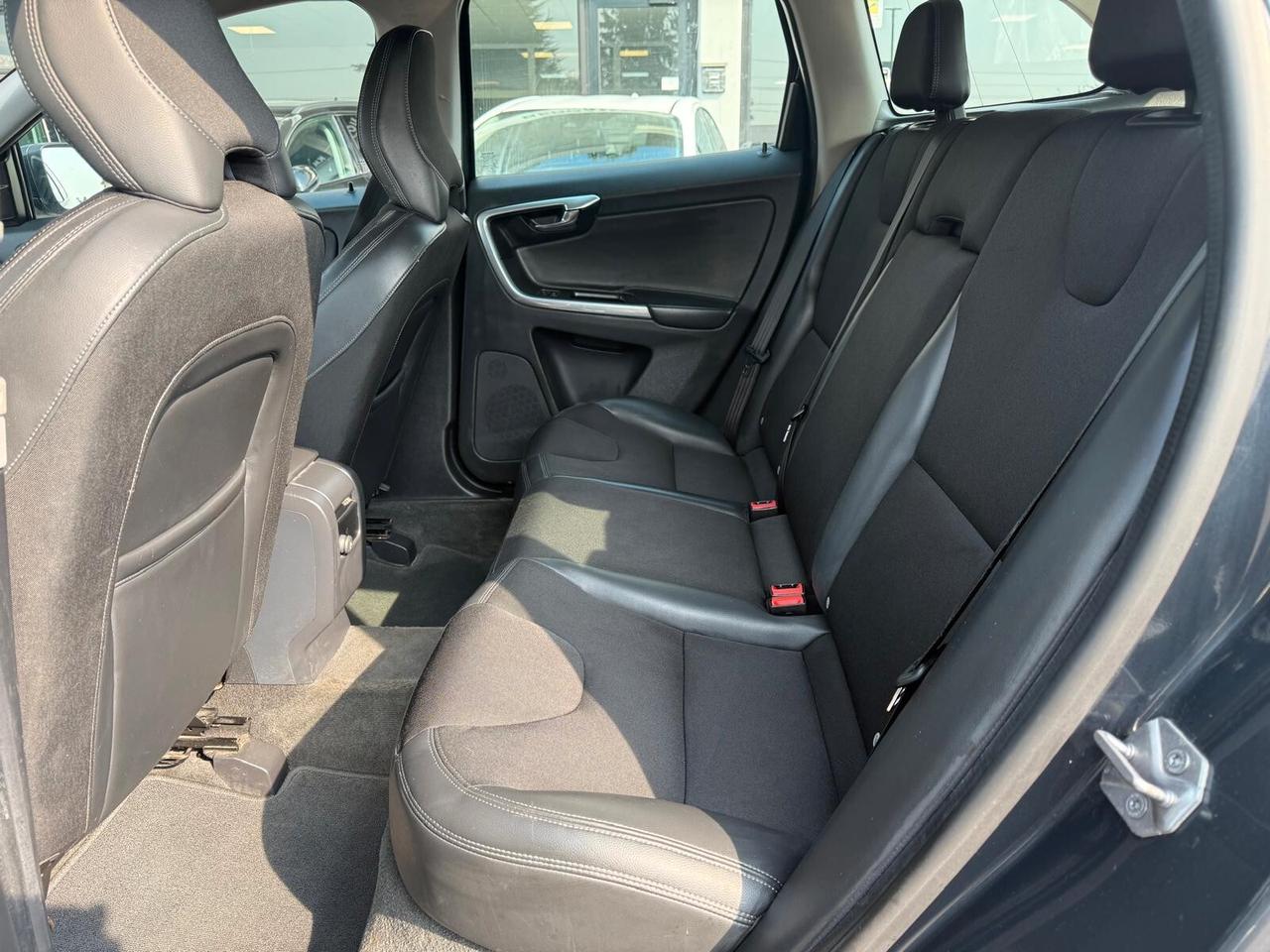 Volvo XC 60 XC60 D4 AWD Geartronic Summum