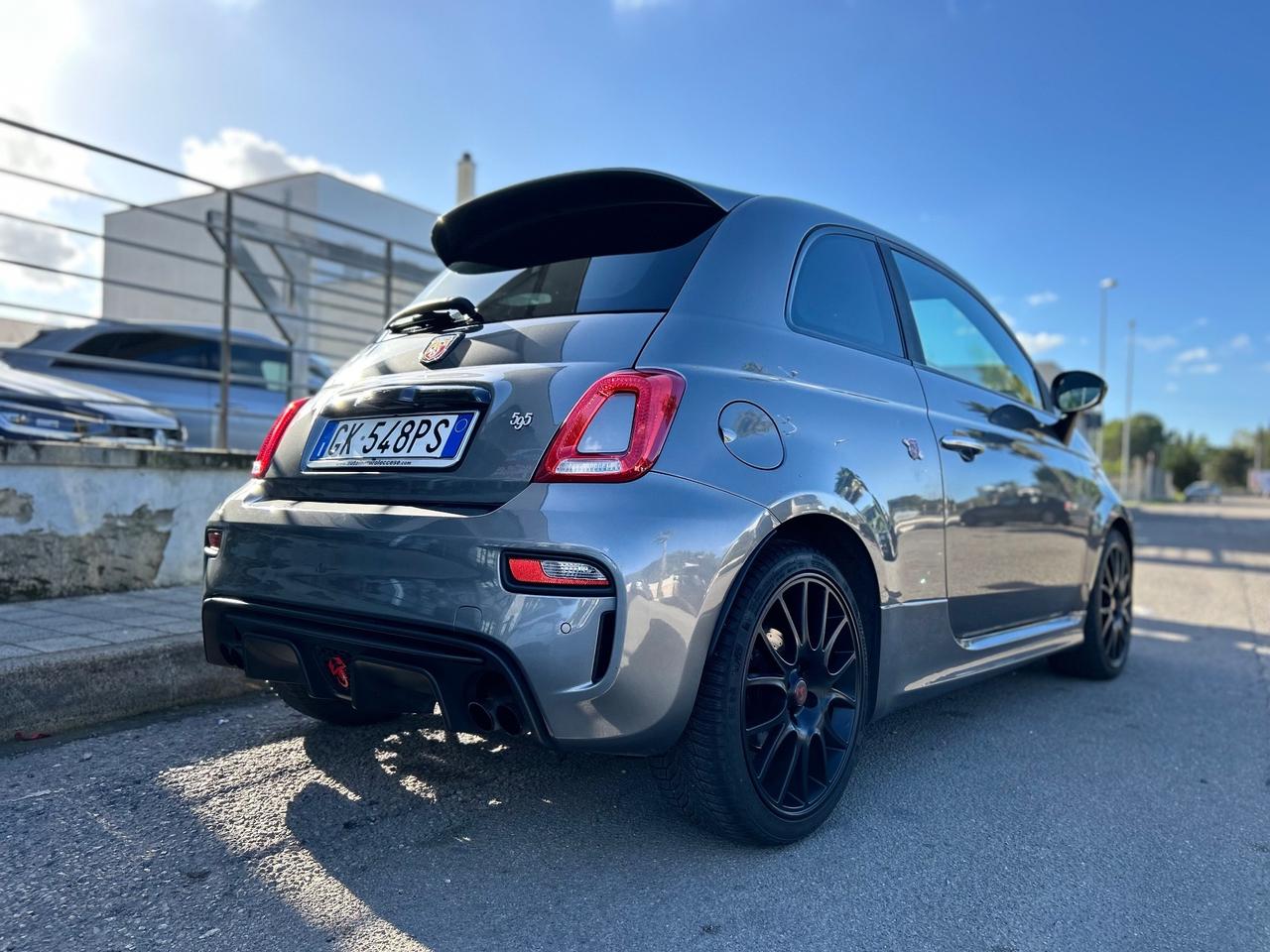Abarth 595 1.4 Turbo T-Jet 180 CV Competizione