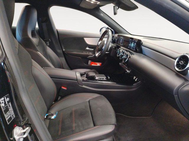 MERCEDES-BENZ CLA 180 d Automatic Shooting Brake AMG Line PREMIUM