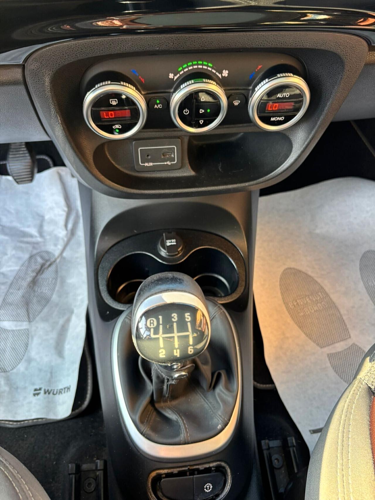 Fiat 500L 1.6 Multijet 120 CV Trekking//.