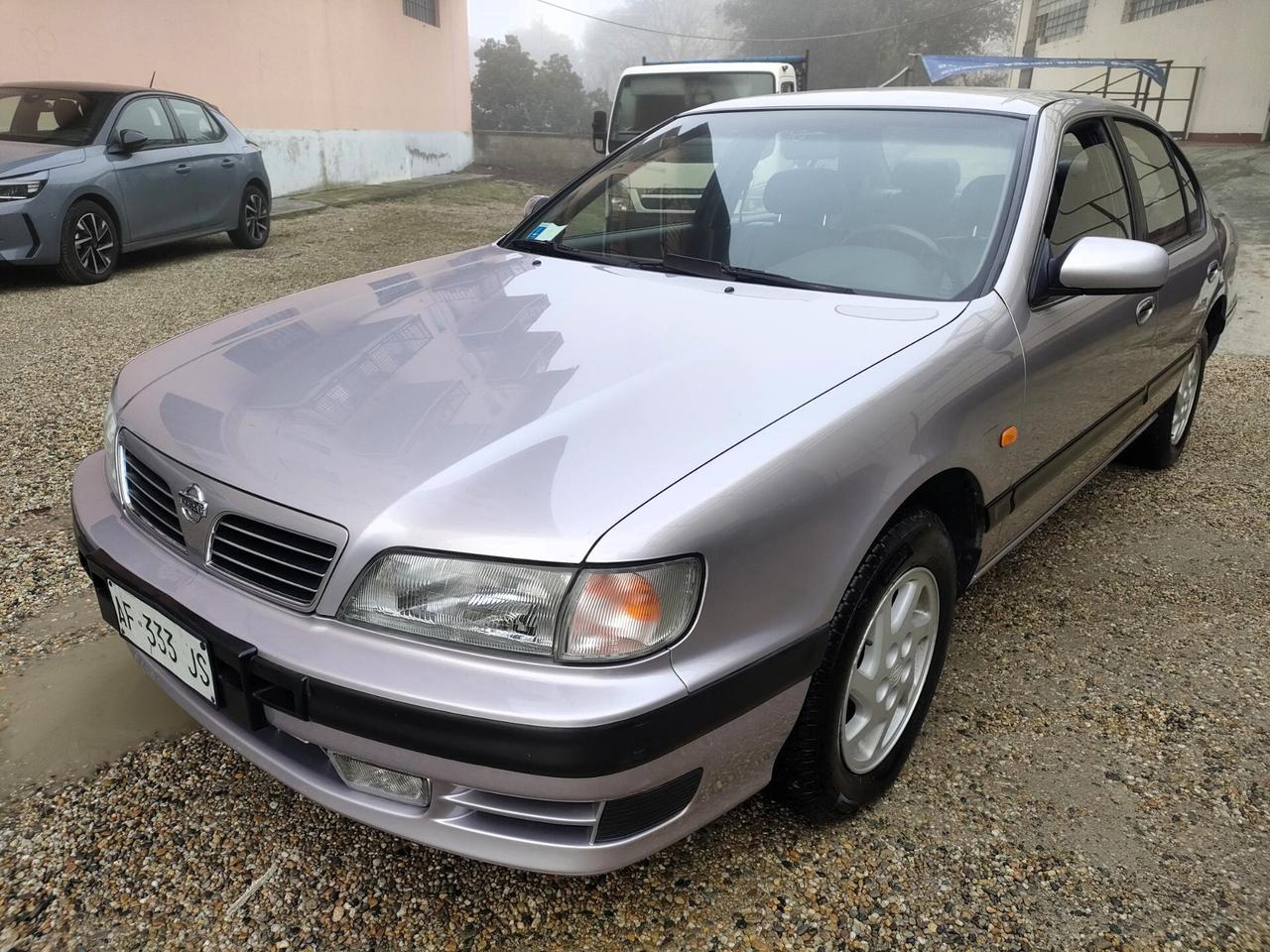 Nissan Maxima QX 2.0i V6 24V ASI