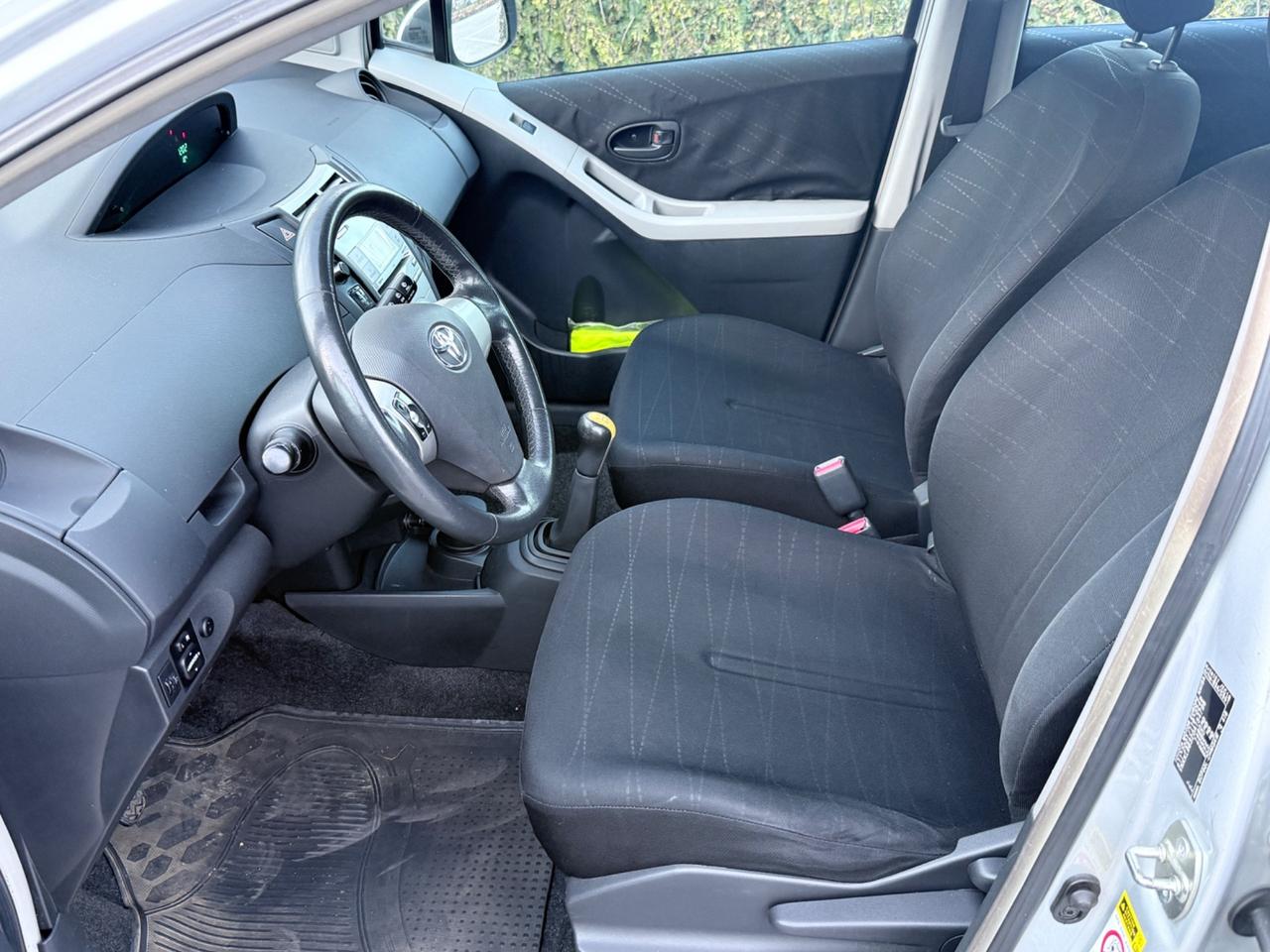 Toyota Yaris 1.3 5 porte