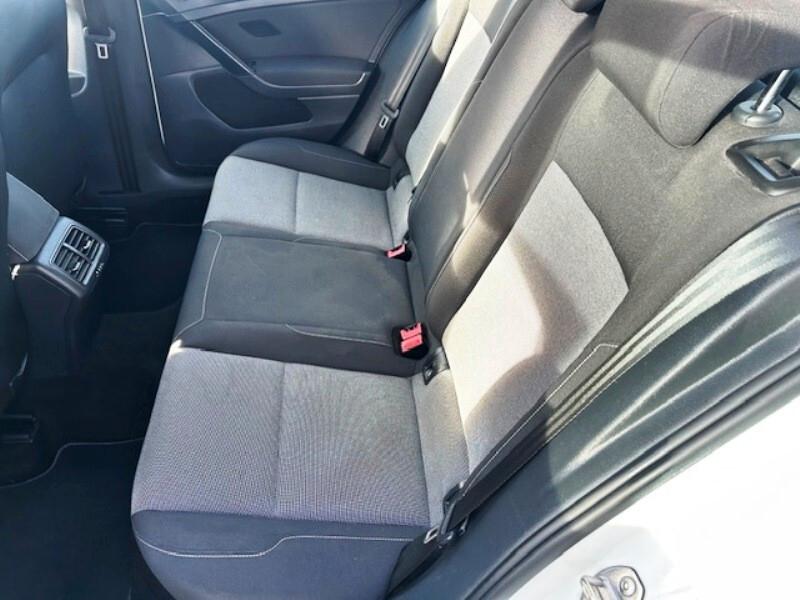 Volkswagen Golf 1.4 TGI 5p. Trendline BlueMotion