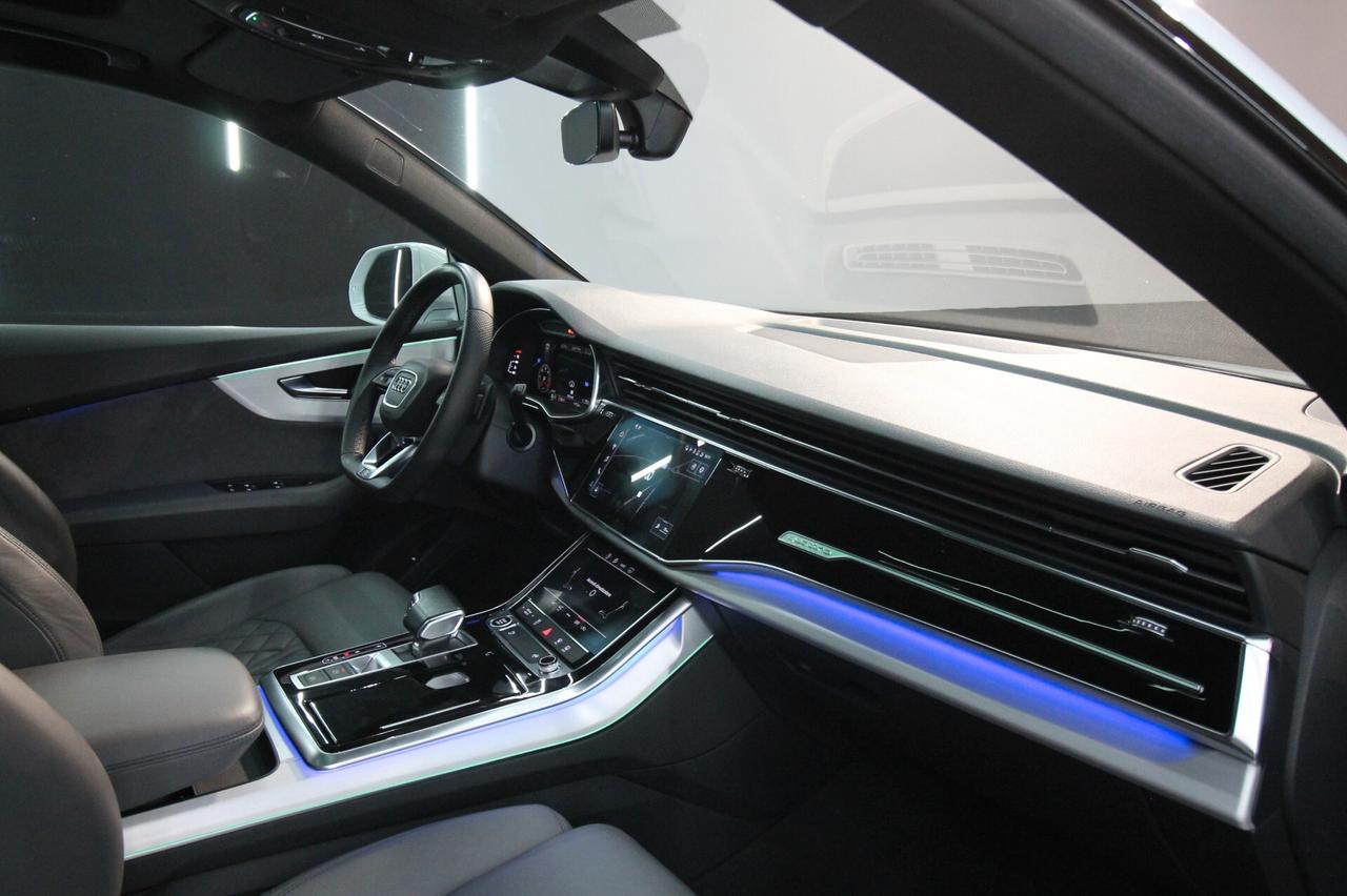 AUDI Q8 50 TDI 286 CV