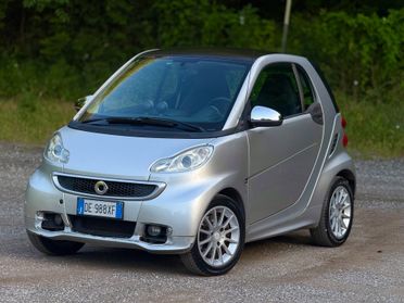 Smart ForTwo 1000 52 kW coupé limited one