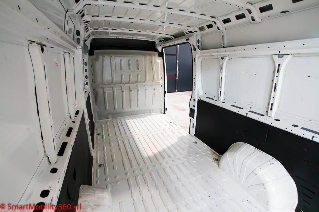 Peugeot Boxer 333 L3H2 2.2 BlueHDi 140cv S&S - Leggi descrizione!