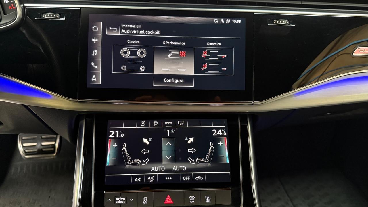 Audi Q8 50 TDI 286 CV quattro Tetto Matrix interno RS