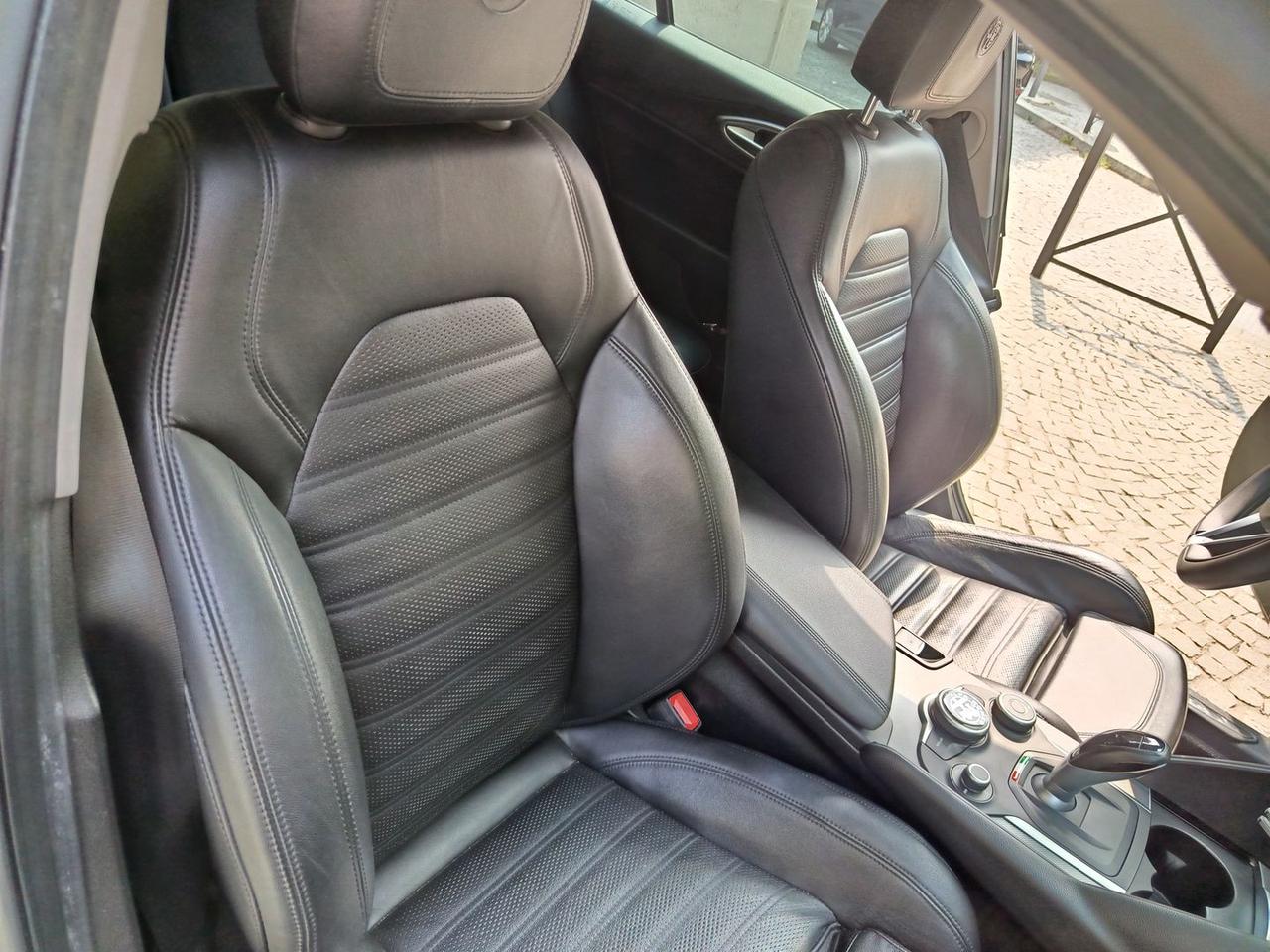 Alfa Romeo Giulia Veloce 2.0 Turbo #10509