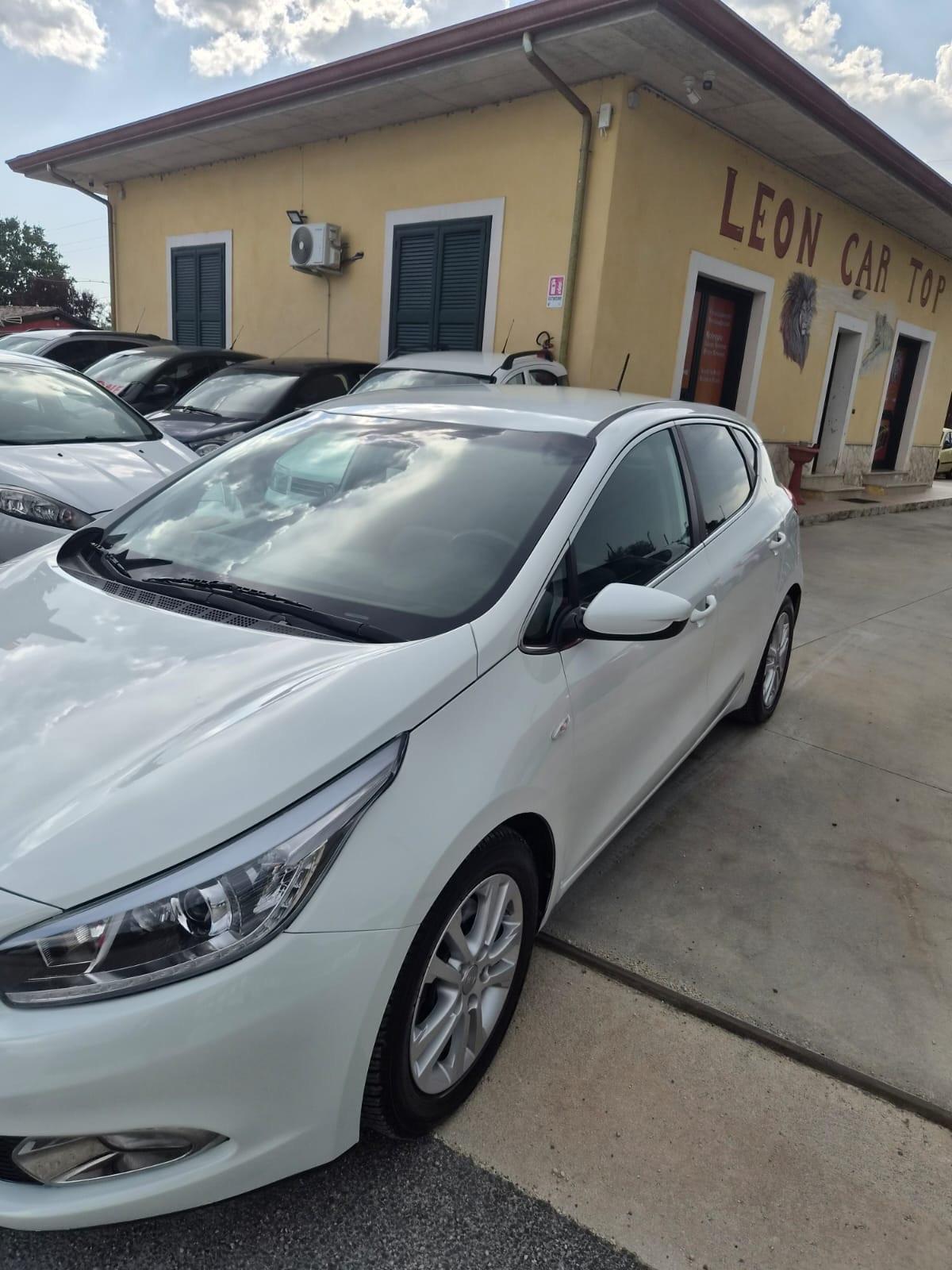 Kia Ceed 1.6 diesel 128 cv garantita 12 mesi