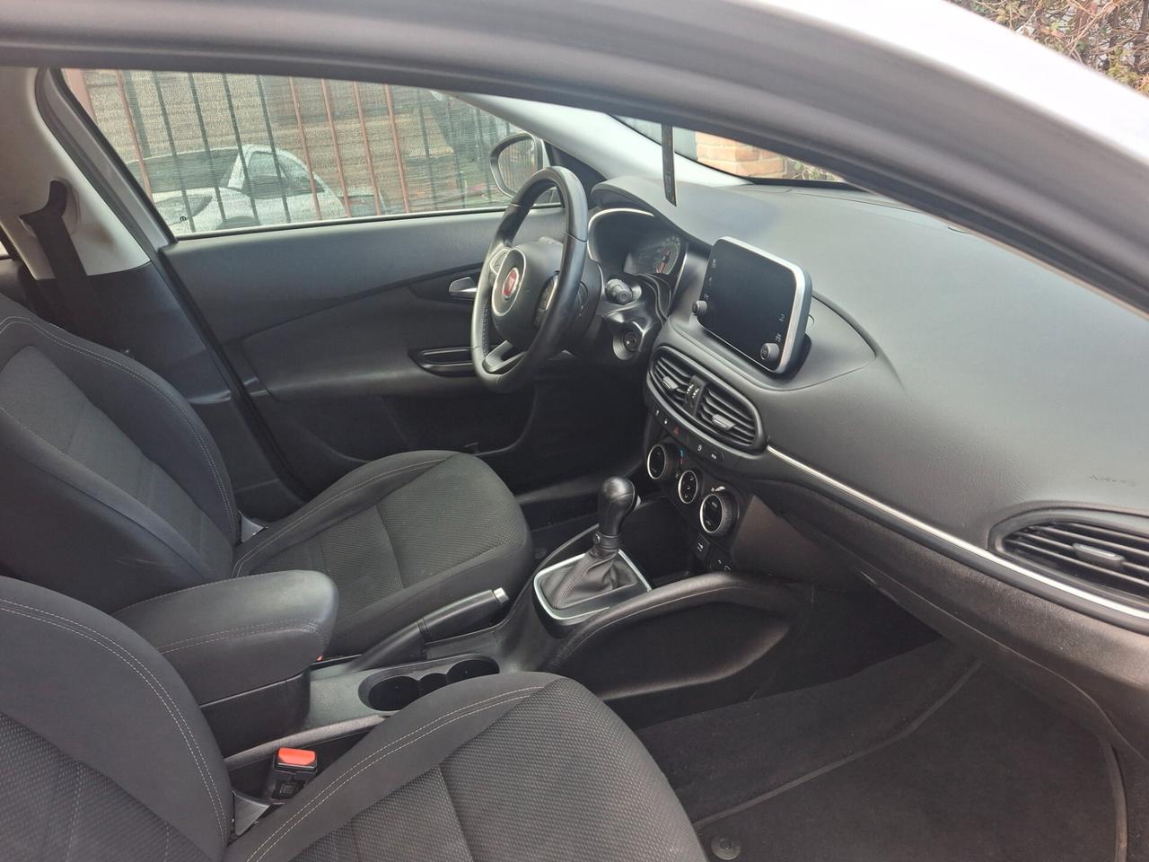 Fiat Tipo 1.6 Mjt S&S SW Lounge automatica