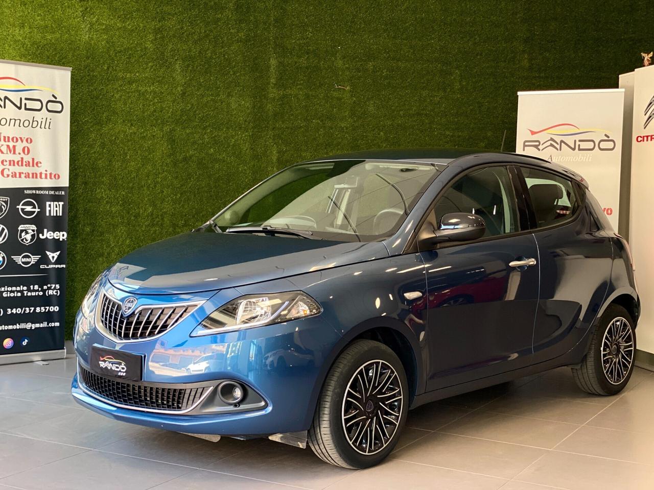 Lancia Ypsilon 1.0 Hybrid 70CV 5P. S&S Gold