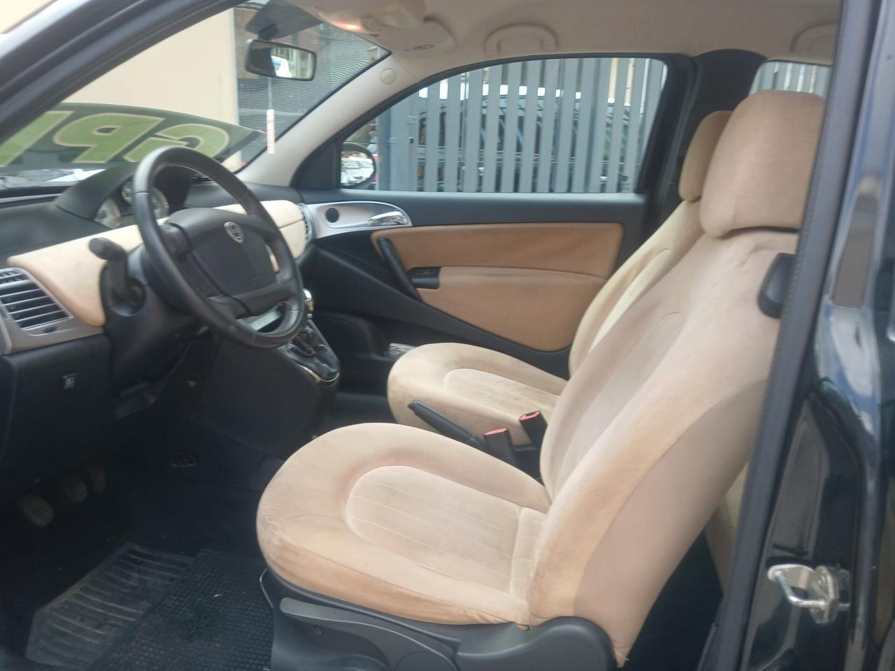 Lancia Ypsilon 1,4 GPL ECOCHIC Provenienza Nord Italia