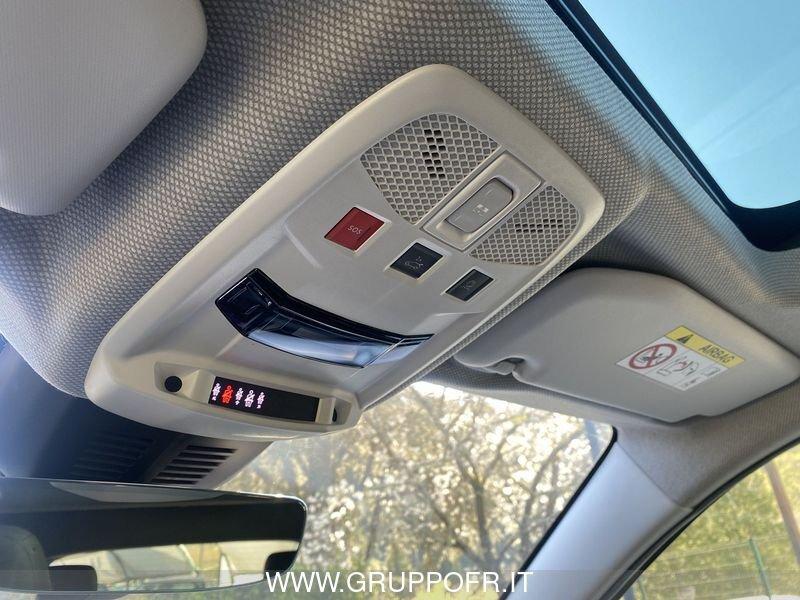 Jeep Avenger 1.2 Turbo 110 CV MHEV Summit