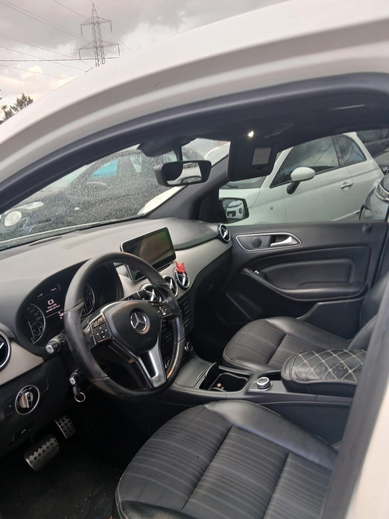 Mercedes-benz B 200 CDI BlueEFFICIENCY Premium