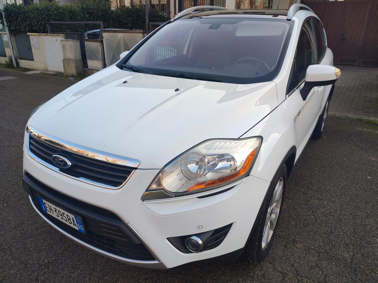 FORD KUGA 4WD DIESEL AUTOMATICA TETTO PANORAMICO FULL