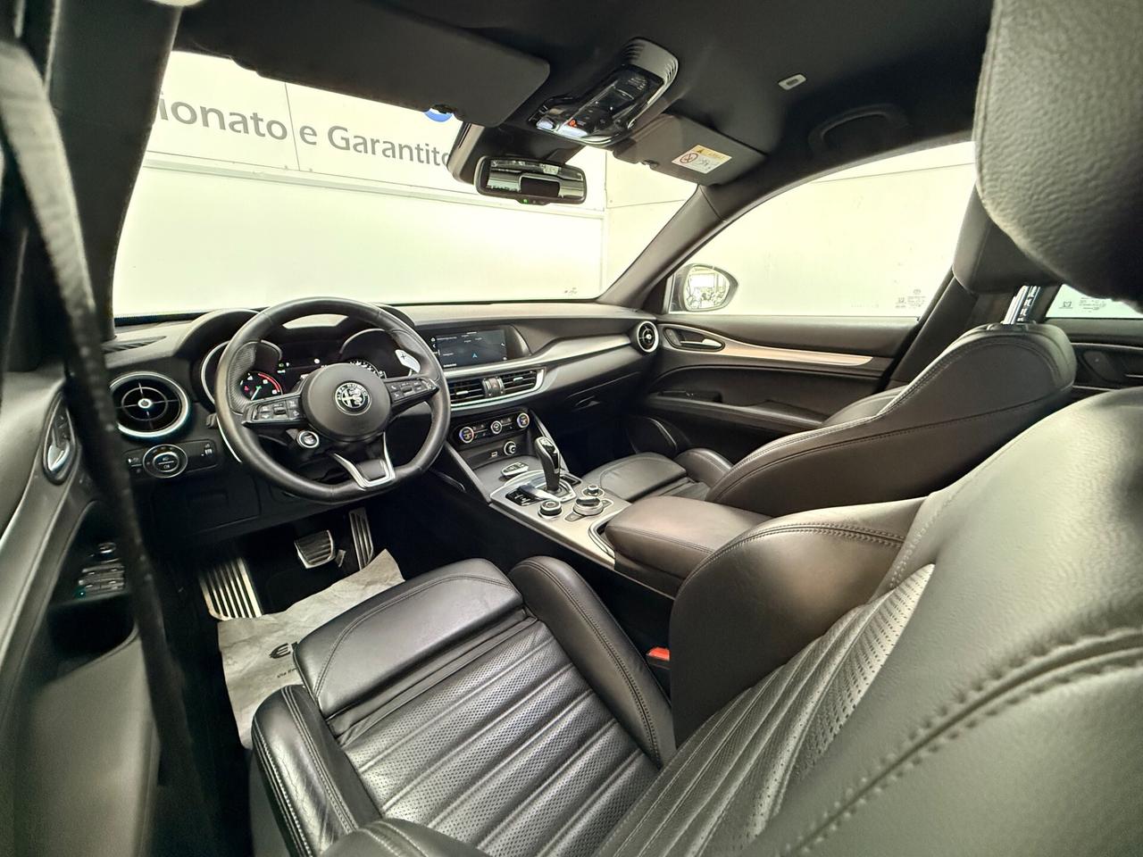 Alfa Romeo Stelvio 2.2 TD 210 CV AT8 Q4 Veloce MY21 EURO 6D TEMP