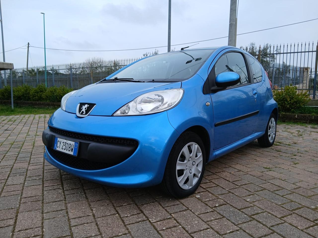 Peugeot 107 1.0 68CV 3p. Sweet Years