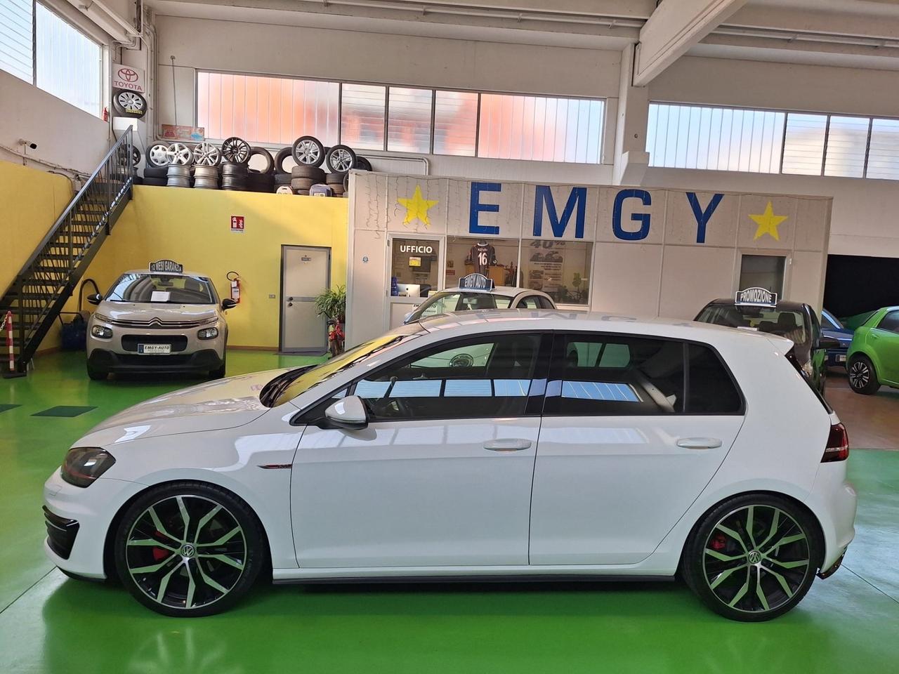 Volkswagen Golf GTI 2.0 TSI 5p. Automatico