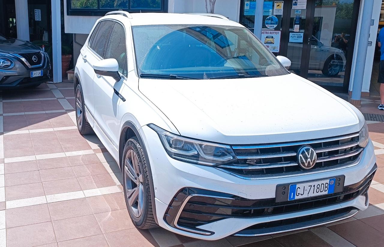 Volkswagen Tiguan 2.0 TDI 200 CV SCR DSG 4MOTION R-Line