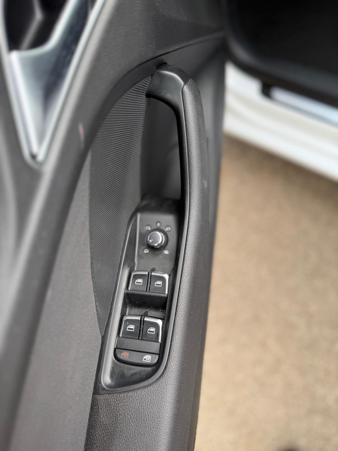 Audi A3 1.6 TDI clean diesel S tronic Ambition