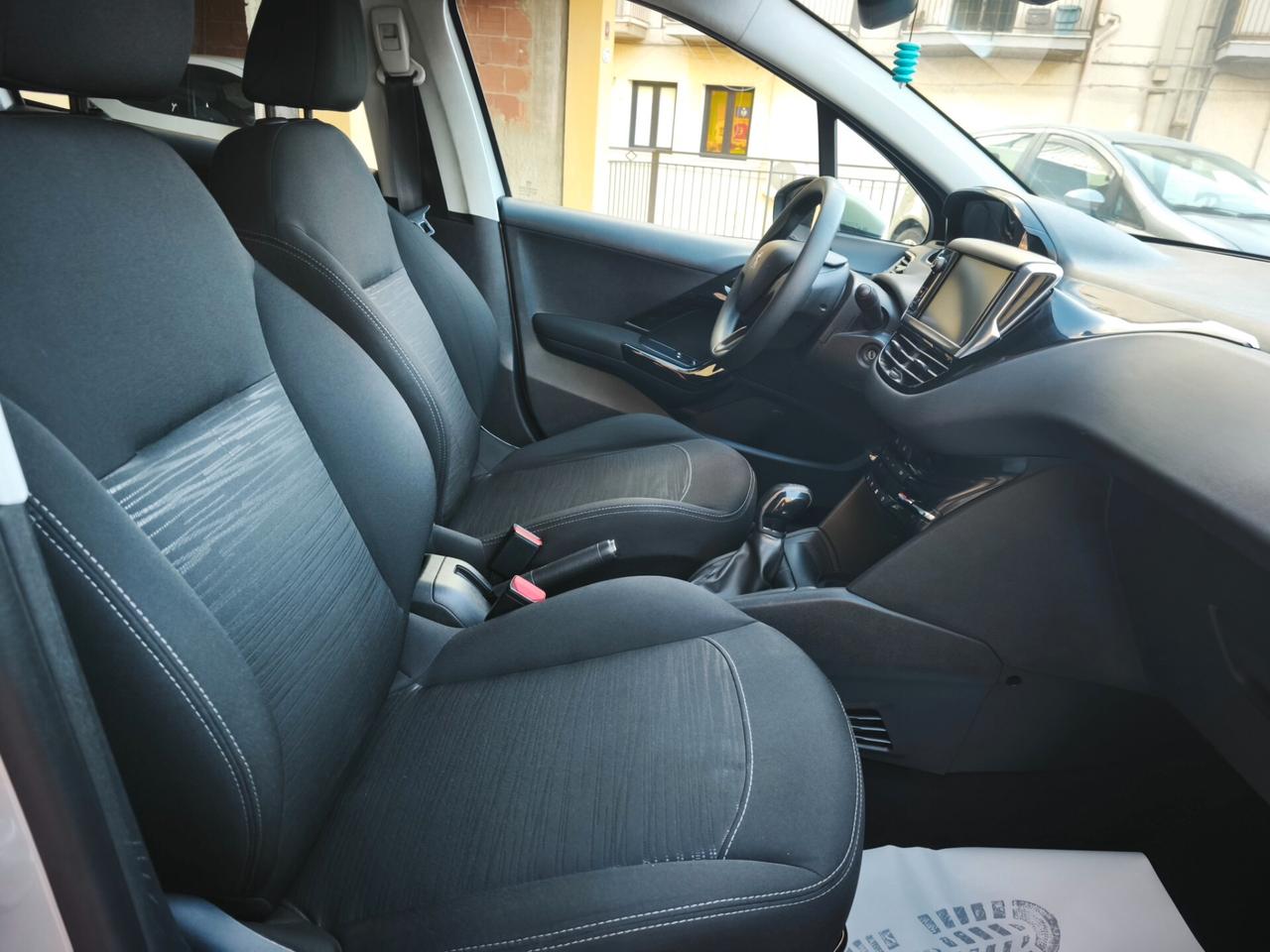 Peugeot 208 1.6 BlueHDi 75 CV