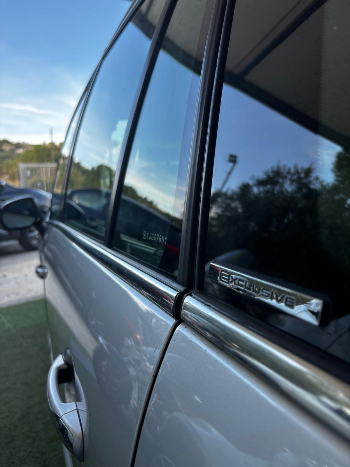 Citroen C4 Picasso Grand 1.6 e-HDi 110 FAP CMP6 Exclusive (82 kw)