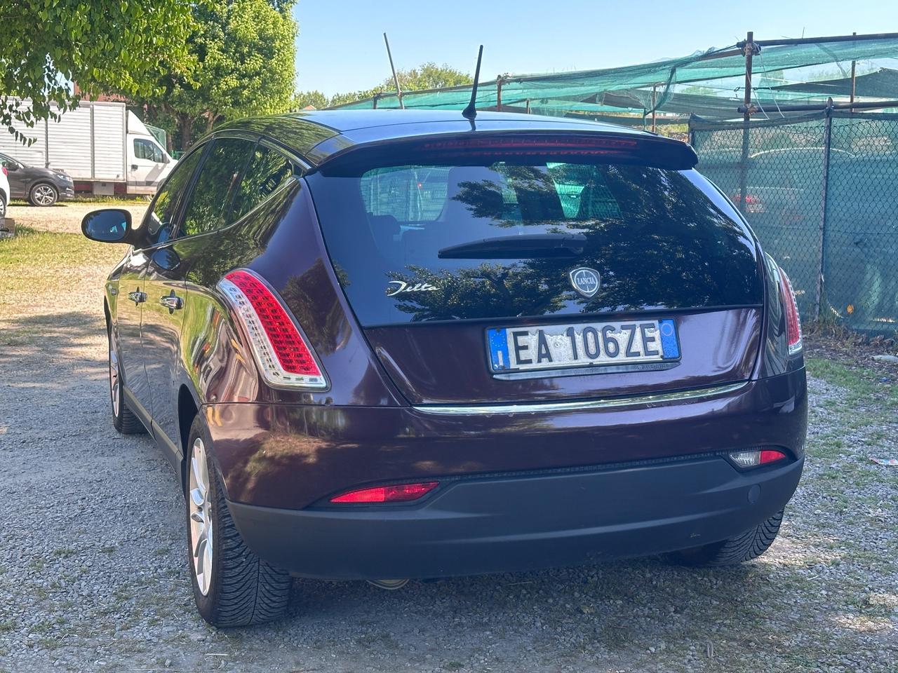 Lancia Delta 1.4 T-Jet 120 CV Argento Ecochic GPL