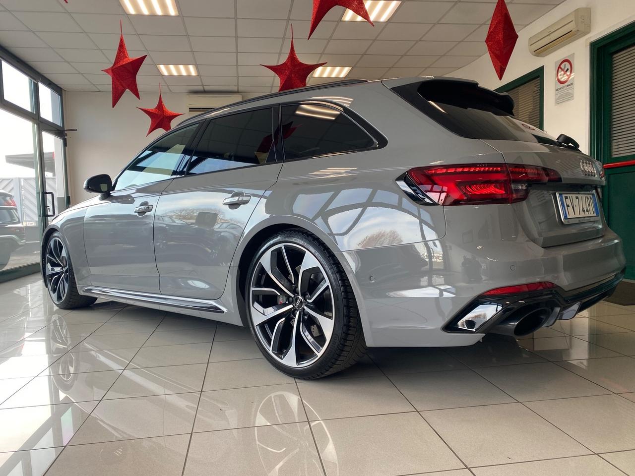 Audi A4 RS 4 Avant 2.9 TFSI quattro tiptronic