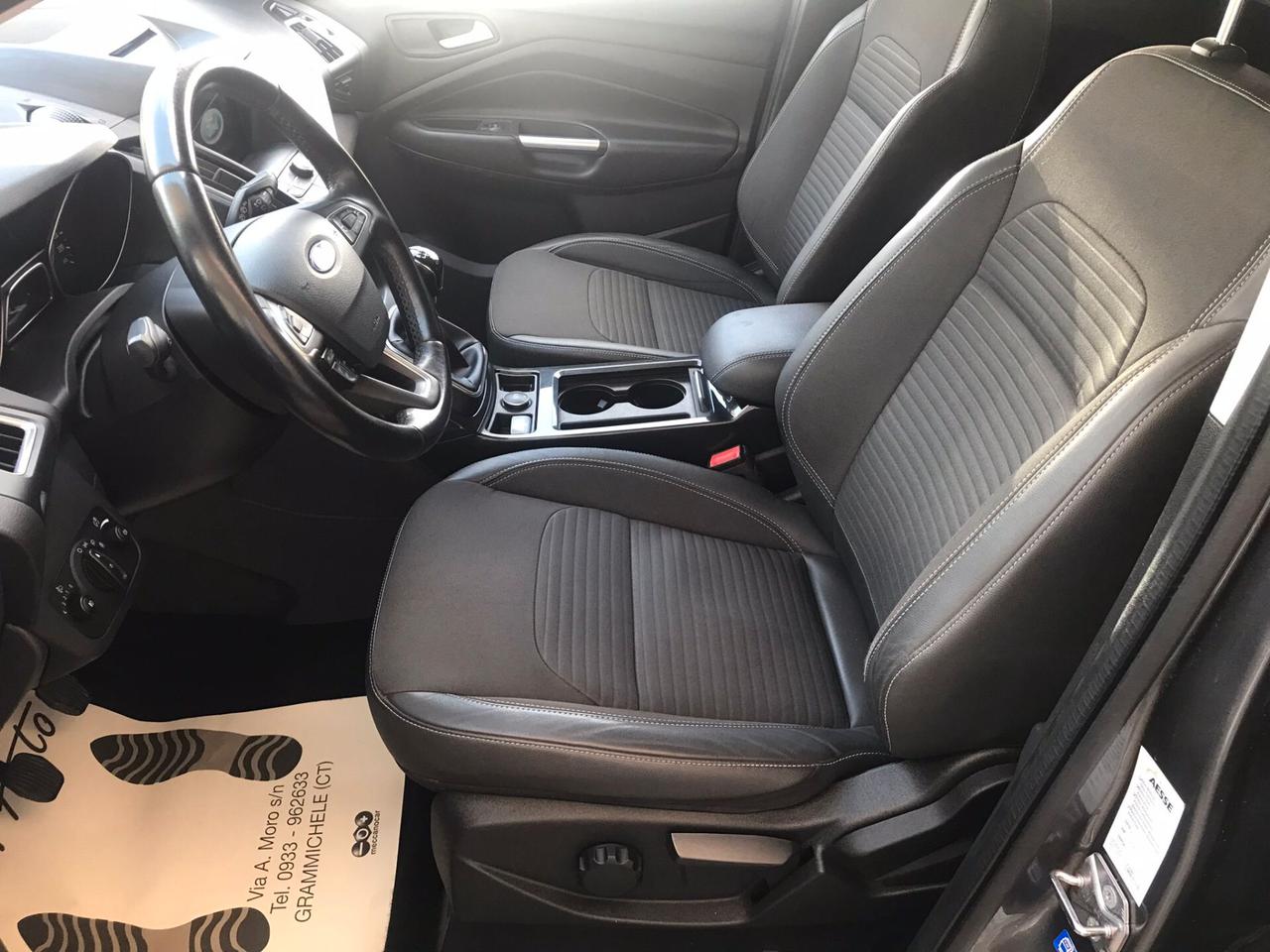Ford Kuga 1.5 TDCI 120 CV S&S 2WD Titanium