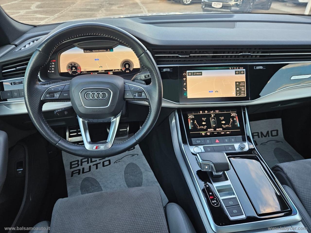 AUDI Q8 45 TDI S-LINE TETTO APRIBILE