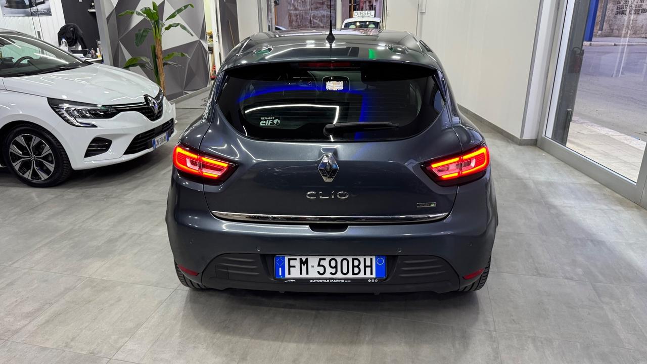 Renault Clio dCi 8V 90 CV 5 porte Moschino Intens