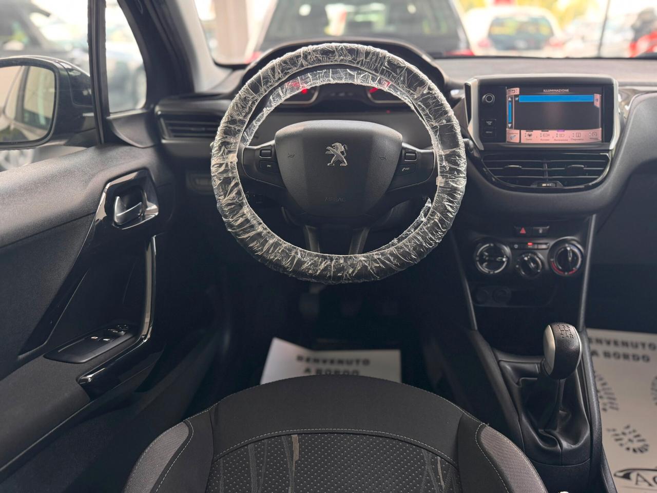Peugeot 208 1.2 VTi 82 CV 5 porte Allure