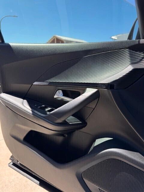Peugeot 2008 PureTech 100 CV ALLURE PACK 2023